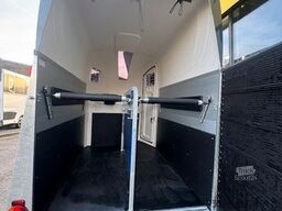 HUMBAUR Pegasus 2 Pferdeanhänger 2,4t Neu ALU DS-Klappe