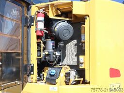 Caterpillar 325 F LCR | ROTOTILT | BUCKET