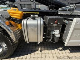 MAN TGS 35.520  TGS 35.520 8x4  Abrollkipper + Kran...