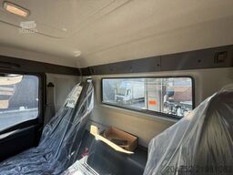 MAN TGS 35.520  TGS 35.520 8x4  Abrollkipper + Kran...