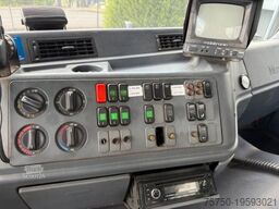 MERCEDES-BENZ Actros 2031 4x4 Hydraulik + Wechselsystem