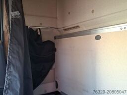 Mercedes-Benz 1843 Actros