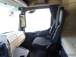 Mercedes-Benz Actros L 3552 8x4 / 2023 / 76 T GVM
