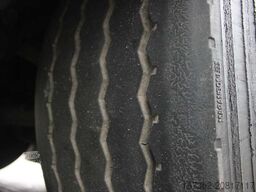 SCHMITZ CARGOBULL SCB*s3t, 2X LIFTING AXLE, 2X PALLET BASKET