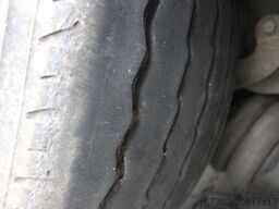 SCHMITZ CARGOBULL SCB*s3t, 2X LIFTING AXLE, 2X PALLET BASKET