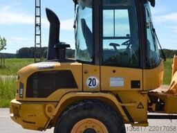 VOLVO L 30 G Radlader / Schaufel + Gabel / hydr. SW