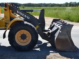 VOLVO L 30 G Radlader / Schaufel + Gabel / hydr. SW