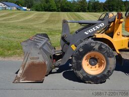 VOLVO L 30 G Radlader / Schaufel + Gabel / hydr. SW