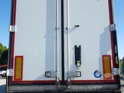 SCHMITZ CARGOBULL SKO 24/L FP45 Doppelst./Thermo-King/LBW/2133 Bh