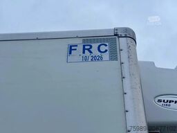 Renault T380 VF611M165MD003883, 6x2, 388567 km, 8.90 ...