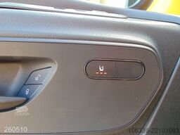 MERCEDES-BENZ Mercedes eSprinter 312 Klima-Kamera-Regalsystem