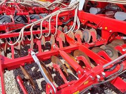 Pöttinger Terrasem V6000 D mit Düngerausstattung