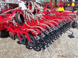 Pöttinger Terrasem V6000 D mit Düngerausstattung