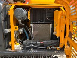 JCB JS 130 LC + T4F