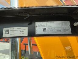 JCB JS 130 LC + T4F