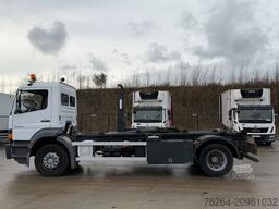Mercedes-Benz Axor 1823 HAAKSYSTEEM