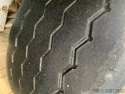 Lamberet FRIDGE TRAILER - CARRIER VECTOR 1800MT