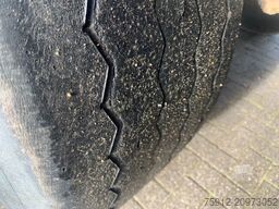 Lamberet FRIDGE TRAILER - CARRIER VECTOR 1800MT