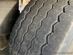 Lamberet FRIDGE TRAILER - CARRIER VECTOR 1800MT