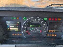FM 460 8x4 FM 460 8x4, Liftbare Antriebsachse