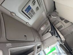 IVECO Stralis  /  AS440S48T/FP LT