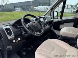 MALIBU Van 640 LE Markise+Solar+Luftf+Absorber