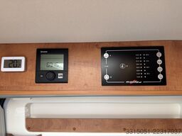 MALIBU Van 640 LE Markise+Solar+Luftf+Absorber