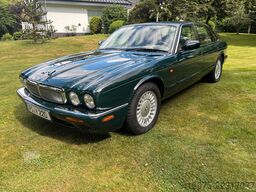 JAGUAR XJ8 3.2