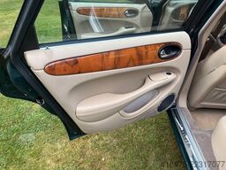 JAGUAR XJ8 3.2