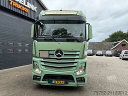 Mercedes-Benz Actros 1842 4X2 Streamspace Side skirts 2x tank...