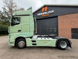 Mercedes-Benz Actros 1842 4X2 Streamspace Side skirts 2x tank...