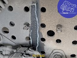 Mercedes-Benz Actros 1833