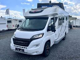 MALIBU T 440 QB Queensbett * Sat-Solar* *