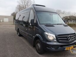 MERCEDES-BENZ Sprinter 516 21 Sitze mit großem Gepäck