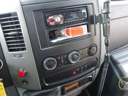 MERCEDES-BENZ Sprinter 516 21 Sitze mit großem Gepäck