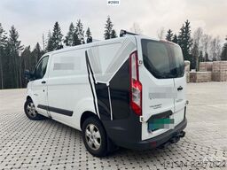 Ford Transit 4x2 Van with 2 Sets of Tires