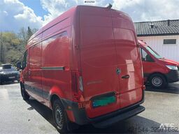 Mercedes-Benz Sprinter 4x2 electric van