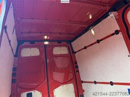 Mercedes-Benz Sprinter 4x2 electric van