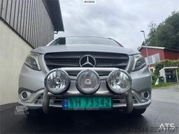 Mercedes-Benz Vito 119 4x4 Van – Two Sets of Tires