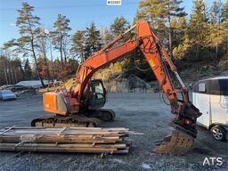 Hitachi ZX225USR – 2004-modell – Rototilt – 4 skuffer – I