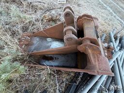 Hitachi ZX225USR – 2004-modell – Rototilt – 4 skuffer – I