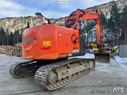 Hitachi ZX225USRLC-6 crawler excavator – GPS – Rototilt –