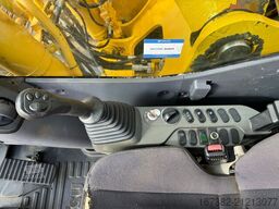 Komatsu PC240LC-10