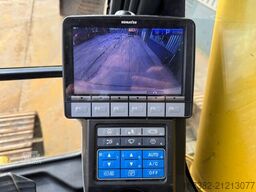 Komatsu PC240LC-10