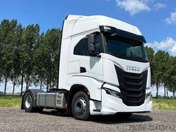 Iveco S-Way AS440S43T/P AT Tractor Head (8 units)