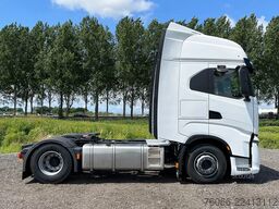 Iveco S-Way AS440S43T/P AT Tractor Head (8 units)