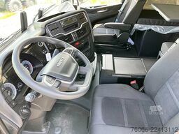 Iveco S-Way AS440S43T/P AT Tractor Head (8 units)