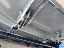 Reisch 3-Achs-Kippsattelauflieger Stahlmulde