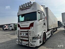 Scania S590 6x4 Truck.