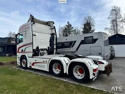 Scania R650 6x4 tractor unit – maintained under a gold se